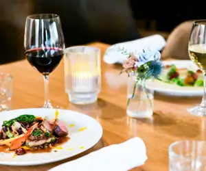 Wine Bar & Restaurant, Cree Wine Company, Hampton, NJ
